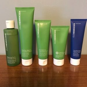 OLEHENRIKSEN balance bundle